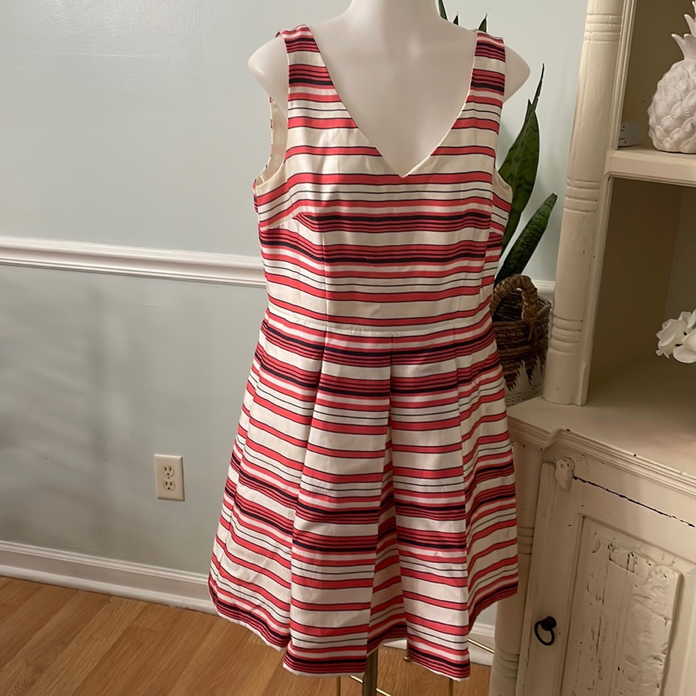 ANN TAYLOR dress size 10